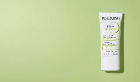 your-skin_sebium-sensitive_daily-moisturiser-that-complements